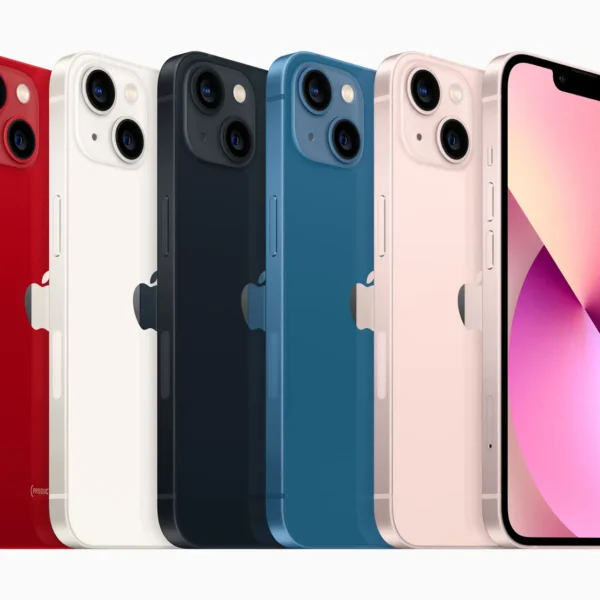 آيفون 13 العادي - iPhone 13 - 128 GB ( النسخة الشرق الأوسط )